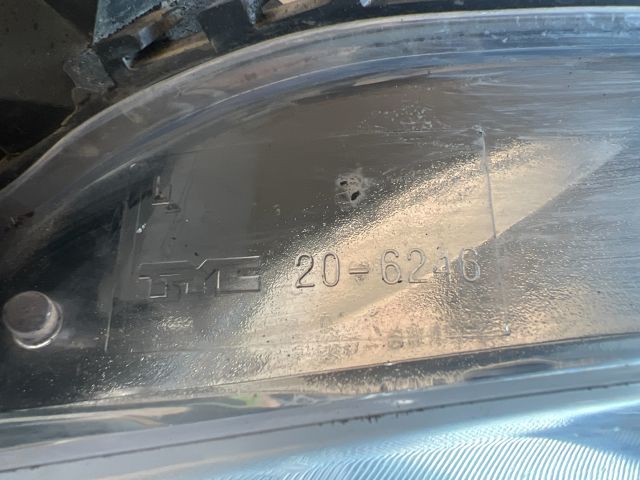 bontott FORD MONDEO III Bal Fényszóró