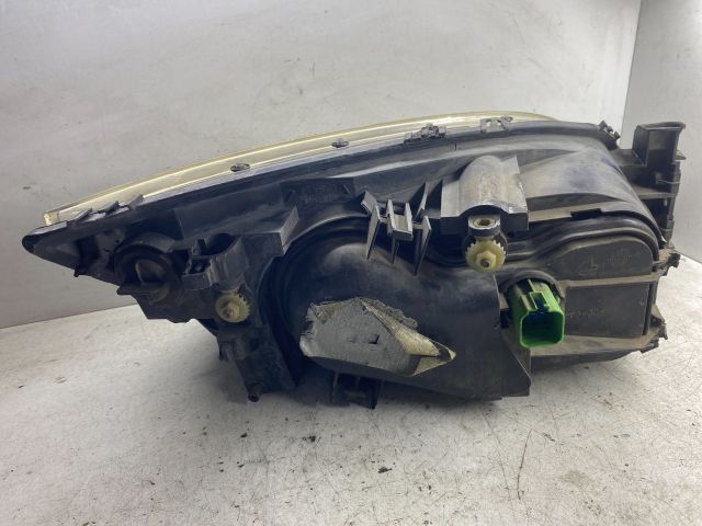 bontott FORD MONDEO III Bal Fényszóró