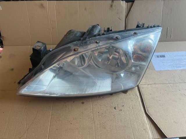 bontott FORD MONDEO III Bal Fényszóró