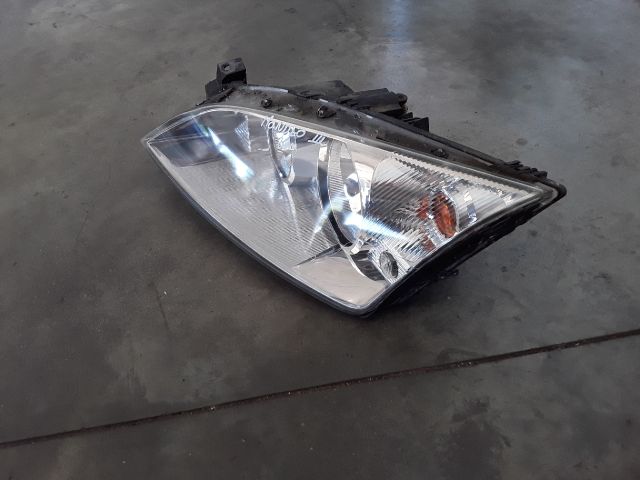 bontott FORD MONDEO III Bal Fényszóró