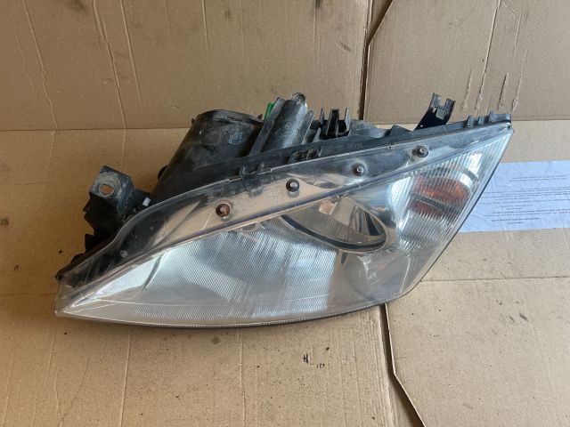 bontott FORD MONDEO III Bal Fényszóró