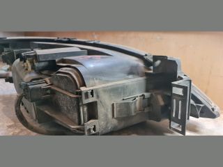 bontott FORD MONDEO III Bal Fényszóró