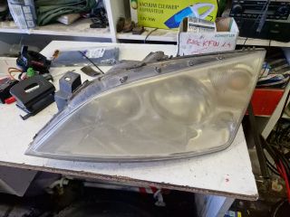 bontott FORD MONDEO III Bal Fényszóró