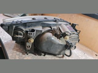 bontott FORD MONDEO III Bal Fényszóró