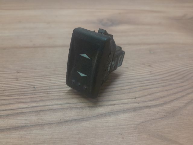 bontott FORD MONDEO III Bal hátsó Ablakemelő Kapcsoló