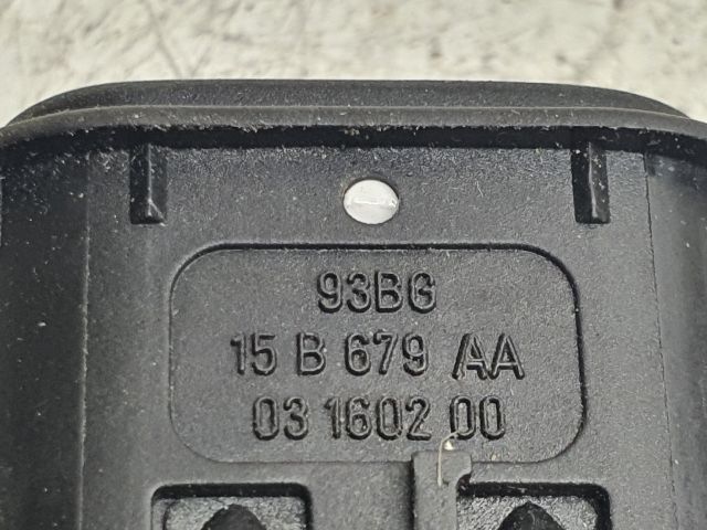 bontott FORD MONDEO III Bal hátsó Ablakemelő Kapcsoló