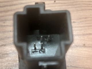 bontott FORD MONDEO III Bal hátsó Ablakemelő Kapcsoló