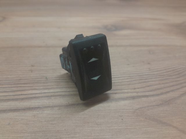 bontott FORD MONDEO III Bal hátsó Ablakemelő Kapcsoló