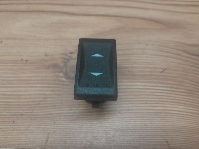 bontott FORD MONDEO III Bal hátsó Ablakemelő Kapcsoló