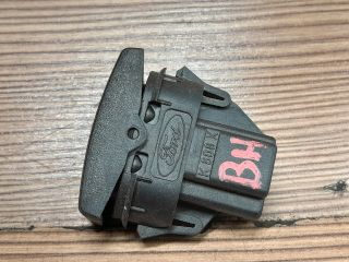 bontott FORD MONDEO III Bal hátsó Ablakemelő Kapcsoló