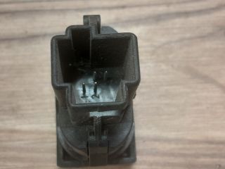 bontott FORD MONDEO III Bal hátsó Ablakemelő Kapcsoló