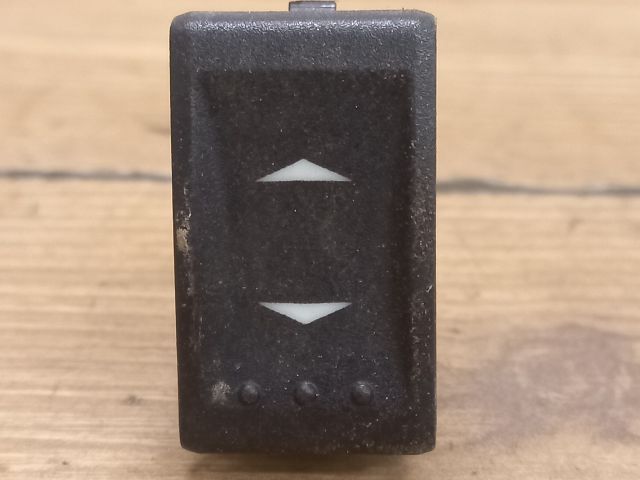 bontott FORD MONDEO III Bal hátsó Ablakemelő Kapcsoló