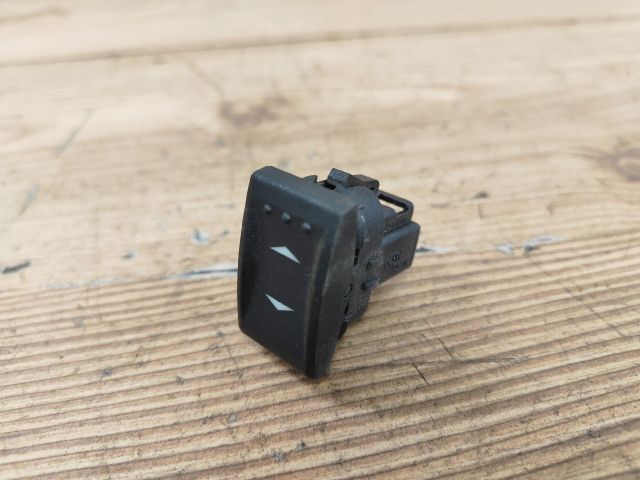 bontott FORD MONDEO III Bal hátsó Ablakemelő Kapcsoló