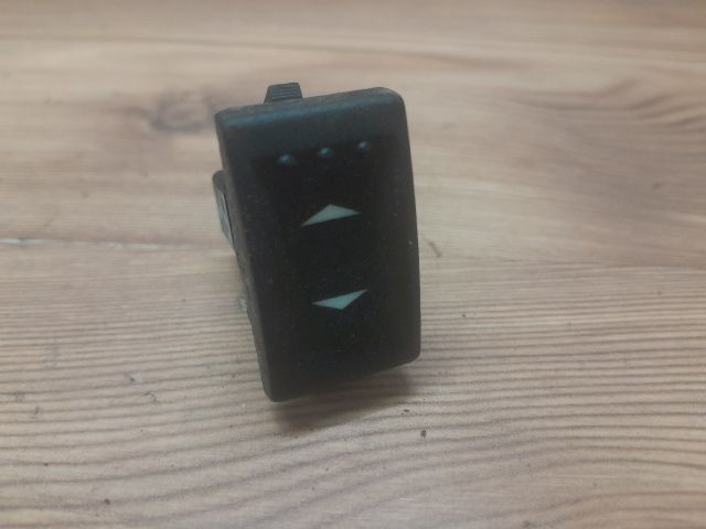 bontott FORD MONDEO III Bal hátsó Ablakemelő Kapcsoló