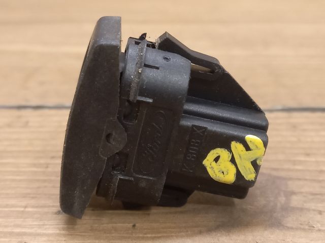 bontott FORD MONDEO III Bal hátsó Ablakemelő Kapcsoló