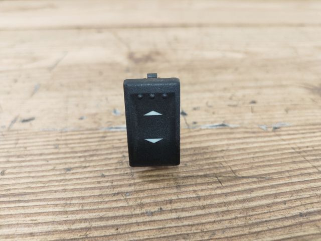 bontott FORD MONDEO III Bal hátsó Ablakemelő Kapcsoló