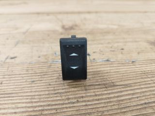 bontott FORD MONDEO III Bal hátsó Ablakemelő Kapcsoló