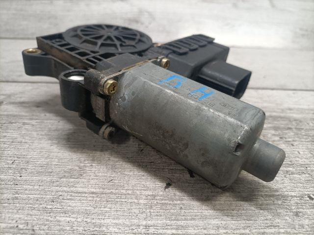 bontott FORD MONDEO III Bal hátsó Ablakemelő Motor