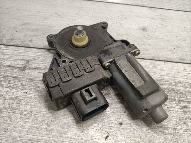 bontott FORD MONDEO III Bal hátsó Ablakemelő Motor