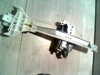 bontott FORD MONDEO III Bal hátsó Ablakemelő Szerkezet (Elektromos)