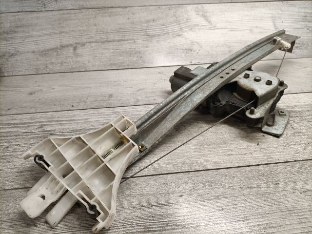 bontott FORD MONDEO III Bal hátsó Ablakemelő Szerkezet (Elektromos)