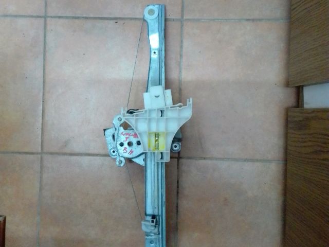 bontott FORD MONDEO III Bal hátsó Ablakemelő Szerkezet (Elektromos)