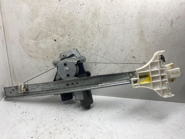 bontott FORD MONDEO III Bal hátsó Ablakemelő Szerkezet (Elektromos)