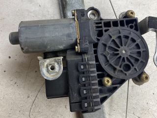 bontott FORD MONDEO III Bal hátsó Ablakemelő Szerkezet (Elektromos)