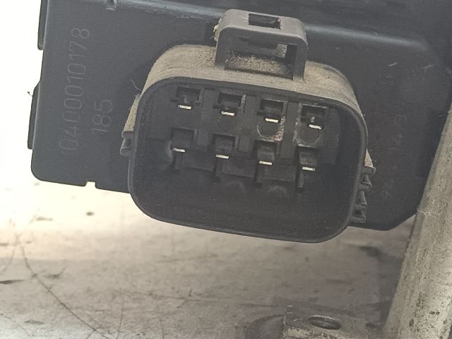 bontott FORD MONDEO III Bal hátsó Ablakemelő Szerkezet (Elektromos)