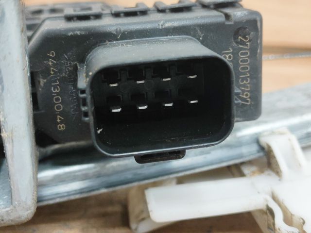 bontott FORD MONDEO III Bal hátsó Ablakemelő Szerkezet (Elektromos)