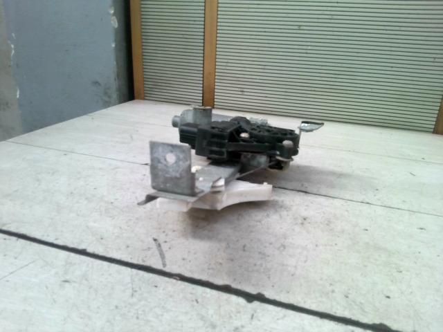 bontott FORD MONDEO III Bal hátsó Ablakemelő Szerkezet (Elektromos)