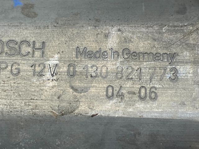 bontott FORD MONDEO III Bal hátsó Ablakemelő Szerkezet (Elektromos)