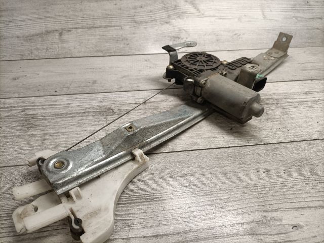 bontott FORD MONDEO III Bal hátsó Ablakemelő Szerkezet (Elektromos)