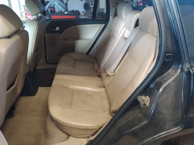 bontott FORD MONDEO III Bal hátsó Ajtó Kárpit