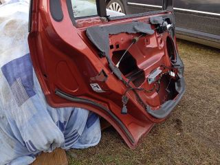 bontott FORD MONDEO III Bal hátsó Ajtó (Üres lemez)