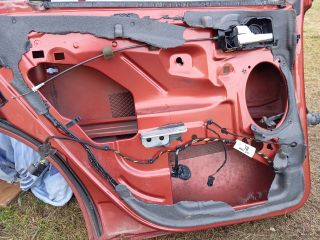 bontott FORD MONDEO III Bal hátsó Ajtó (Üres lemez)