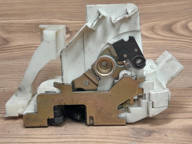 bontott FORD MONDEO III Bal hátsó Ajtózár