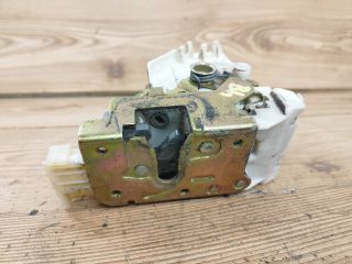 bontott FORD MONDEO III Bal hátsó Ajtózár