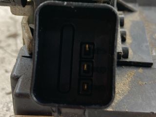 bontott FORD MONDEO III Bal hátsó Ajtózár