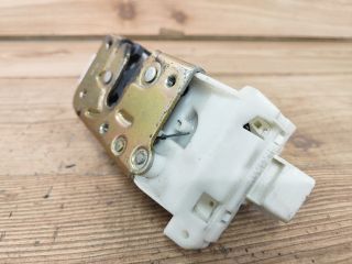 bontott FORD MONDEO III Bal hátsó Ajtózár