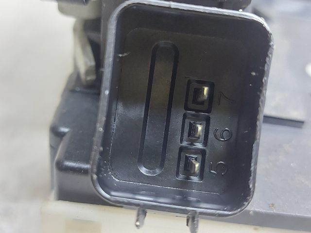 bontott FORD MONDEO III Bal hátsó Ajtózár