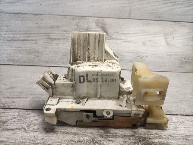 bontott FORD MONDEO III Bal hátsó Ajtózár