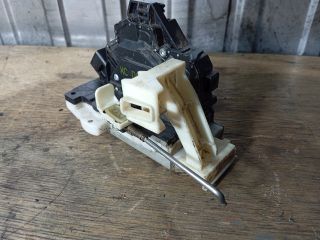 bontott FORD MONDEO III Bal hátsó Ajtózár