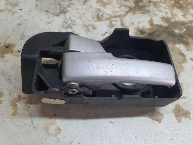 bontott FORD MONDEO III Bal hátsó Belső Kilincs