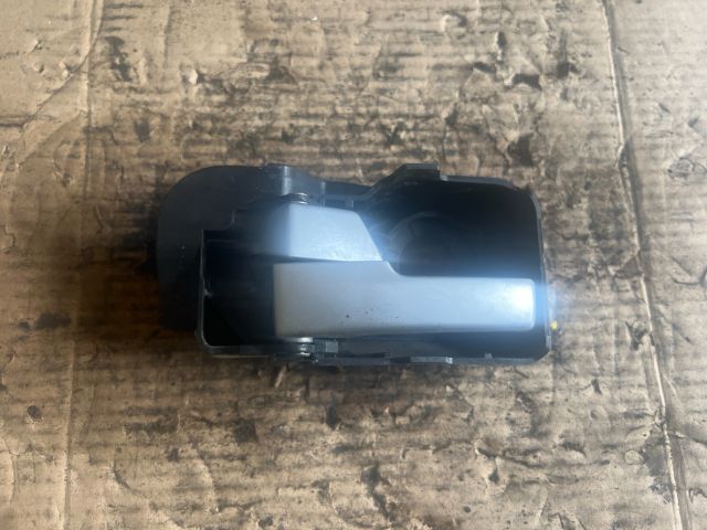 bontott FORD MONDEO III Bal hátsó Belső Kilincs