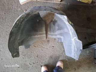 bontott FORD MONDEO III Bal hátsó Dobbetét (Kerékjárati, Műanyag)