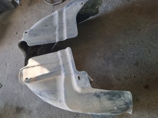 bontott FORD MONDEO III Bal hátsó Dobbetét (Kerékjárati, Műanyag)