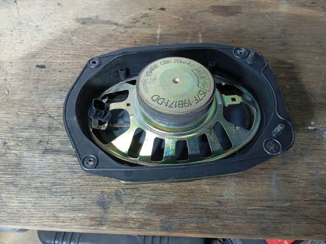 bontott FORD MONDEO III Bal hátsó Hangszóró