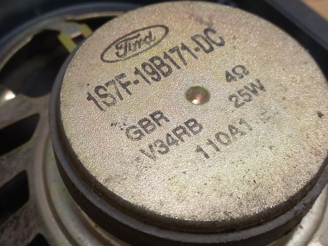 bontott FORD MONDEO III Bal hátsó Hangszóró