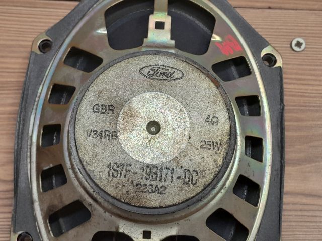 bontott FORD MONDEO III Bal hátsó Hangszóró